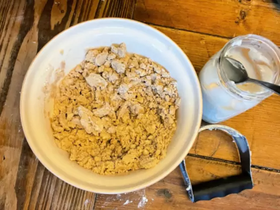 cut crust ingredients